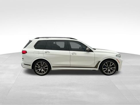 Used 2021 BMW X7 M50i w/ Executive Package image 6