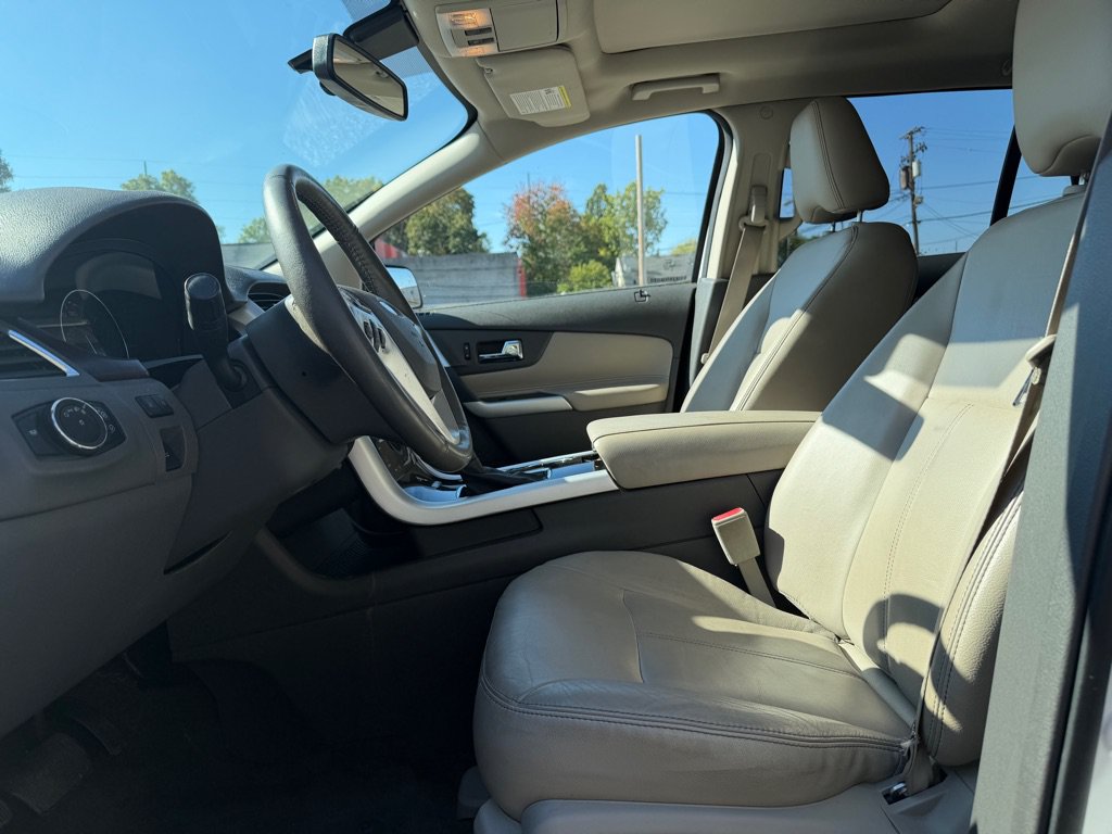 Used 2012 Ford Edge Limited AWD/4WD image 10