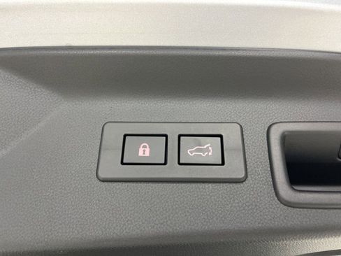 Certified 2025 Subaru Forester Premium w/ Convenience Package #1 image 40