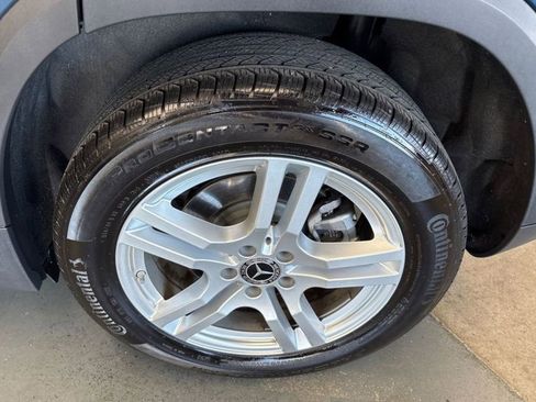 Used 2023 Mercedes-Benz GLA 250 4MATIC image 25