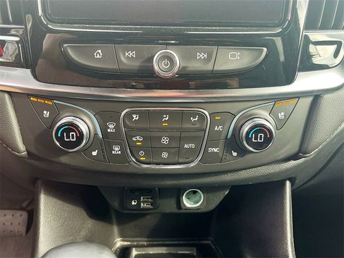 Used 2023 Chevrolet Traverse Premier w/ LPO, Floor Liner Package image 21