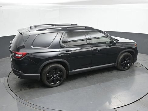 Used 2023 Honda Pilot Elite image 32