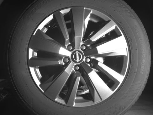 Used 2025 Nissan Pathfinder SV image 14