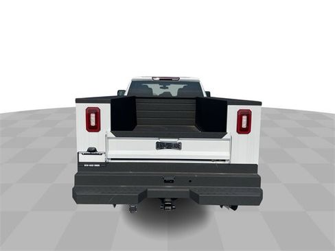 New 2023 GMC Sierra 3500 Pro w/ Gooseneck/5TH Wheel Package image 3
