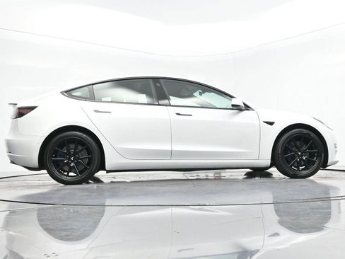 Used 2022 Tesla Model 3 Long Range image 48