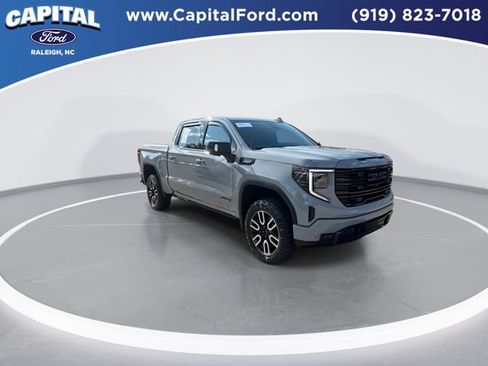 Used 2024 GMC Sierra 1500 AT4 w/ Technology Package AWD/4WD image 2