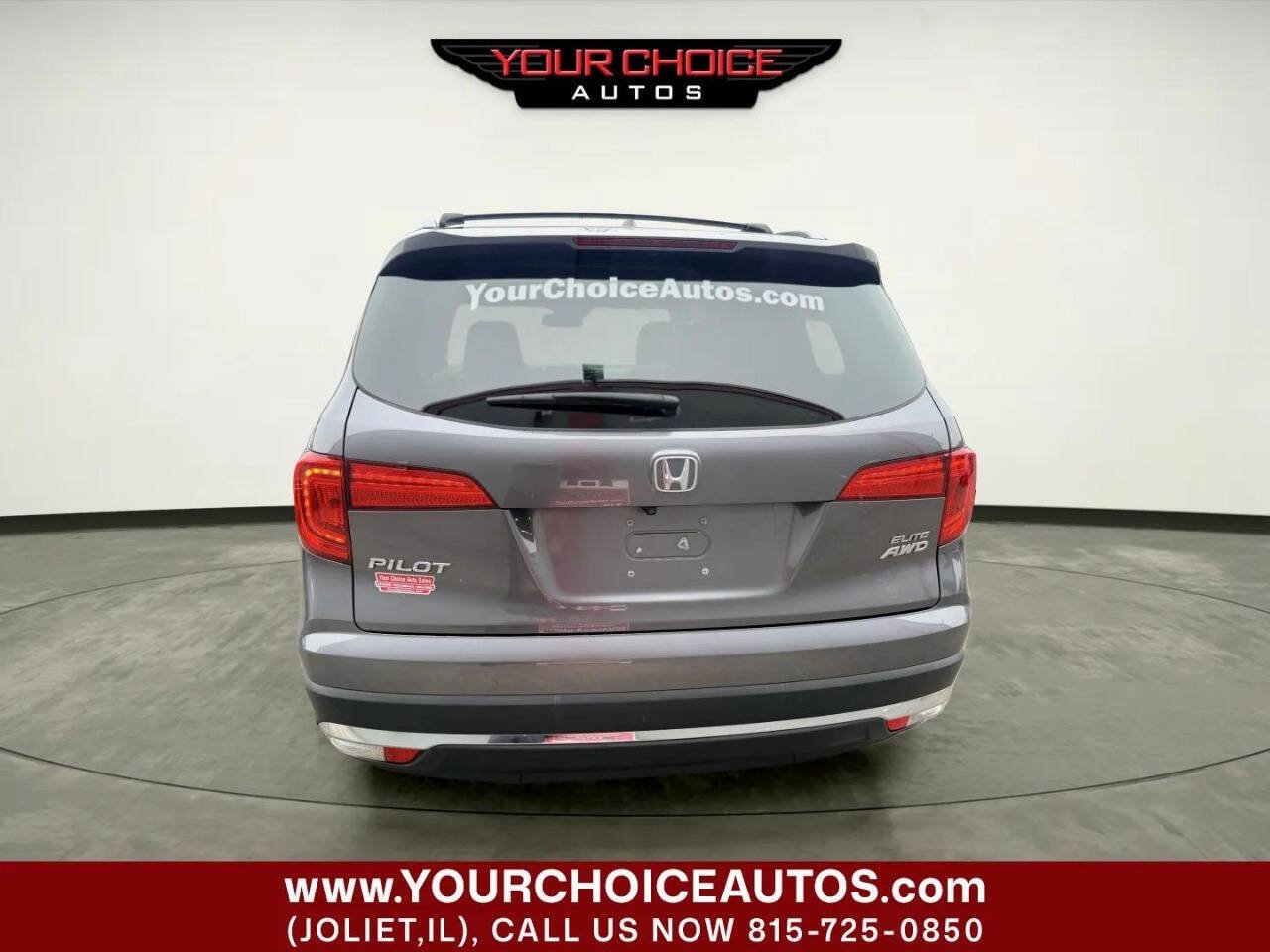 Used 2017 Honda Pilot Elite image 4