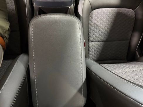 Used 2017 Chevrolet Colorado Z71 image 23