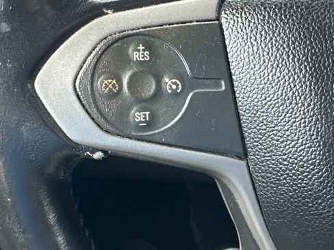 Used 2015 Chevrolet Colorado Z71 AWD/4WD image 25
