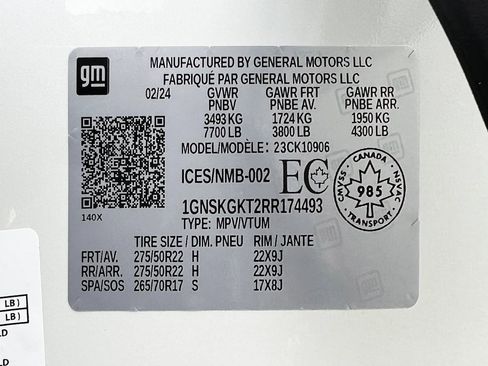 Used 2024 Chevrolet Suburban High Country image 33