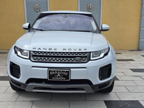 Used 2019 Land Rover Range Rover Evoque SE Premium image 2