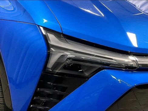 Used 2024 Chevrolet Blazer EV RS AWD/4WD image 32