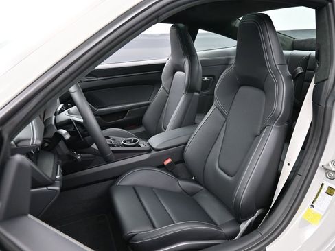 New 2026 Porsche 911 Carrera GTS RWD image 5