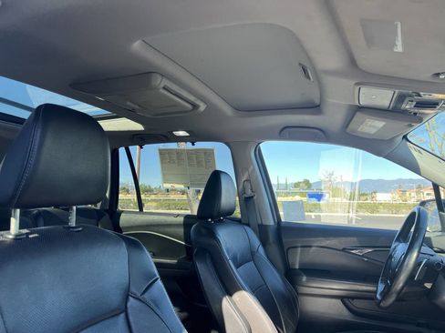 Used 2016 Honda Pilot Elite image 13