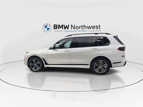 New 2026 BMW X7 xDrive40i w/ M Sport Package image 11