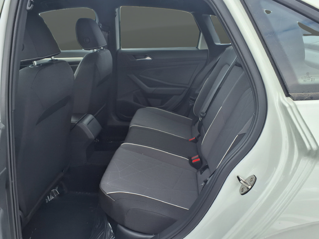 Used 2026 Volkswagen Jetta Sport FWD image 14
