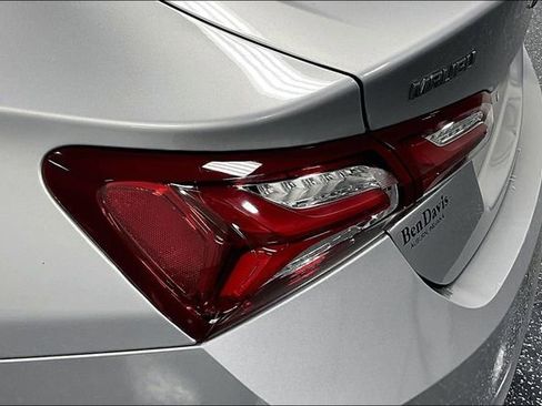 Used 2020 Chevrolet Malibu LT FWD image 20
