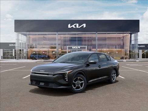New 2026 Kia K4 LXS FWD image 1