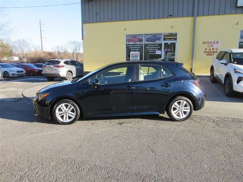 Used 2019 Toyota Corolla SE image 2