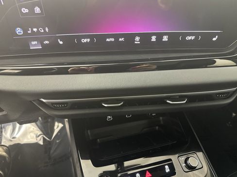 Used 2025 Audi A5 2.0T Premium Plus w/ Premium Plus image 13