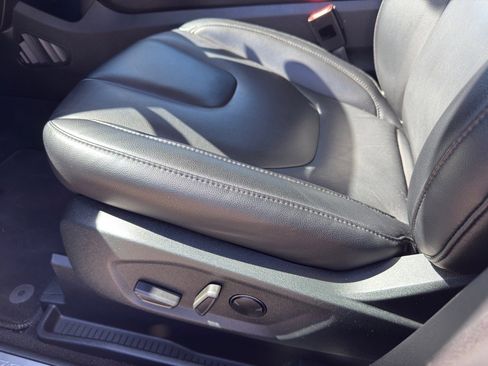 Used 2022 Ford Edge Titanium image 8