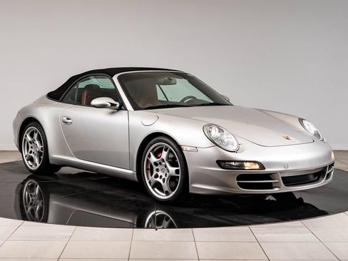 Used 2006 Porsche 911 Carrera S RWD image 10