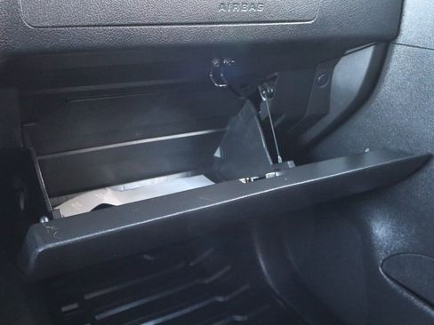 Used 2006 HUMMER H3 w/ Chrome Appearance Package image 35