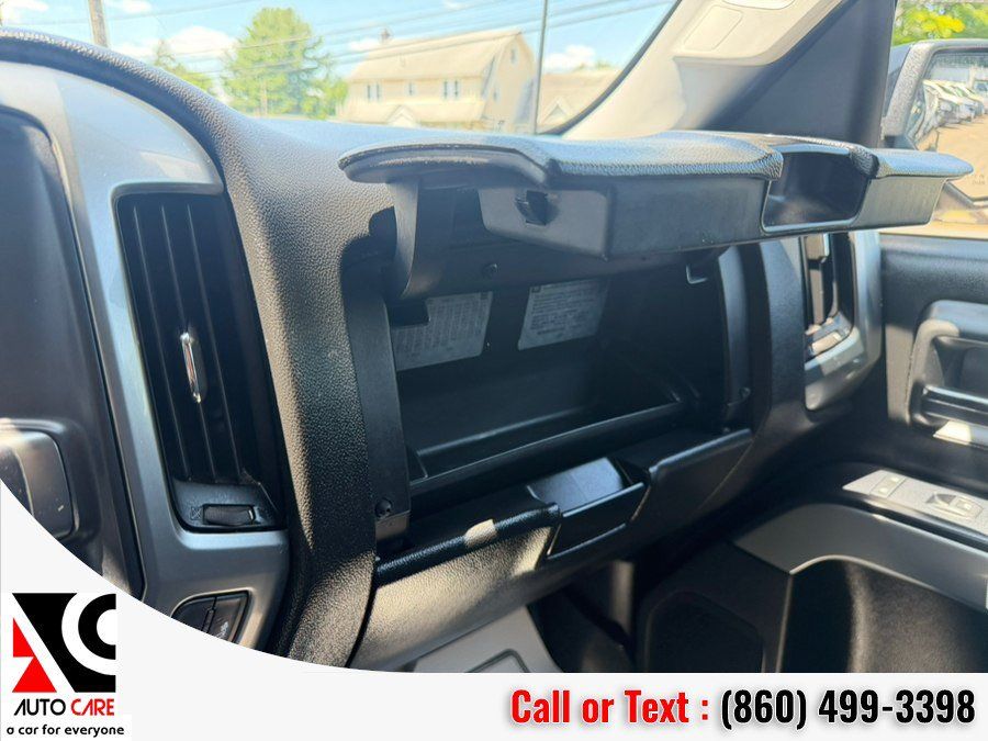 Used 2017 Chevrolet Silverado 1500 LT w/ Midnight Edition AWD/4WD image 21