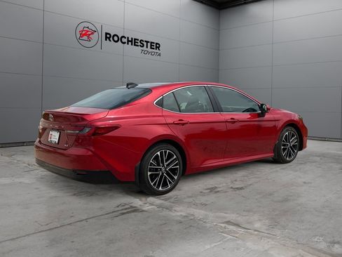 Certified 2025 Toyota Camry XLE FWD image 5