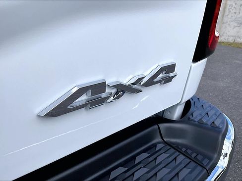 New 2026 RAM 2500 Tradesman AWD/4WD image 7