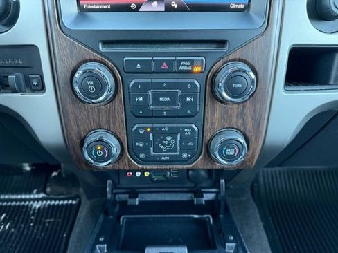 Used 2013 Ford F150 Lariat w/ Lariat Chrome Pkg image 22