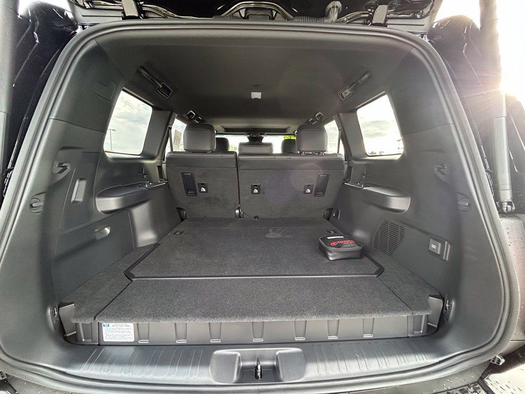 Used 2027 Toyota Land Cruiser w/ Premium Package AWD/4WD image 23