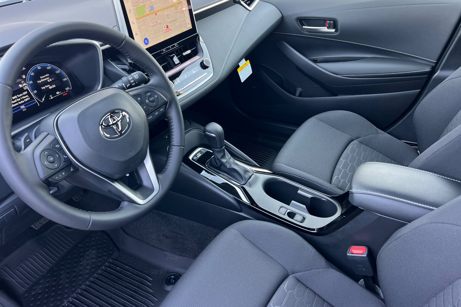 Used 2027 Toyota Corolla SE w/ SE Premium Package FWD image 9