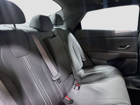 Used 2024 Hyundai Elantra SEL w/ Convenience Package FWD image 21