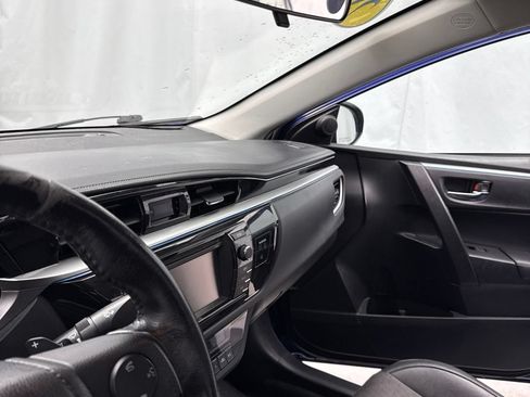 Used 2014 Toyota Corolla S FWD image 20