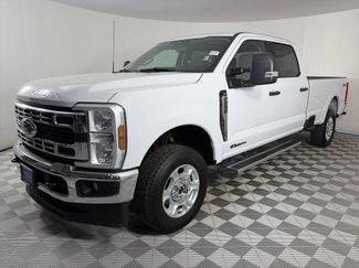 Certified 2025 Ford F250 XLT AWD/4WD video 3