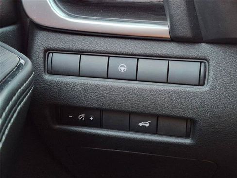 Used 2021 Nissan Rogue SL w/ Premium Package FWD image 11