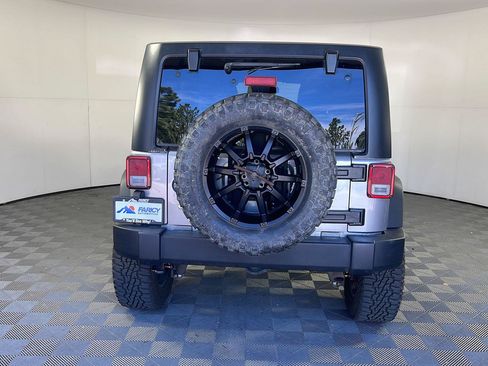 Used 2017 Jeep Wrangler Unlimited Sport w/ Quick Order Package 24S AWD/4WD image 8