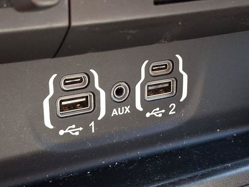Used 2021 RAM 1500 Laramie AWD/4WD image 24