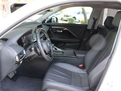 Used 2025 Acura ADX FWD image 9