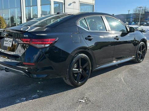 Certified 2022 Nissan Sentra SR w/ Trunk Package image 8