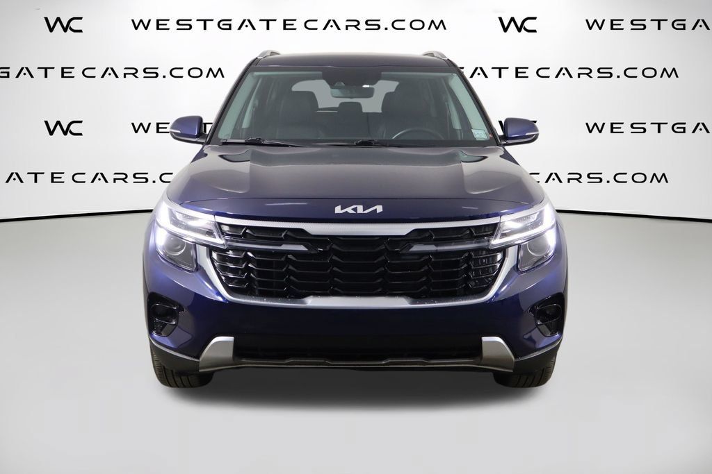 Used 2025 Kia Seltos EX FWD image 2