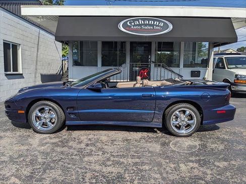 Used 2002 Pontiac Firebird Trans Am RWD image 2