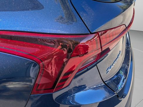 Used 2021 Hyundai Santa Fe SEL image 19