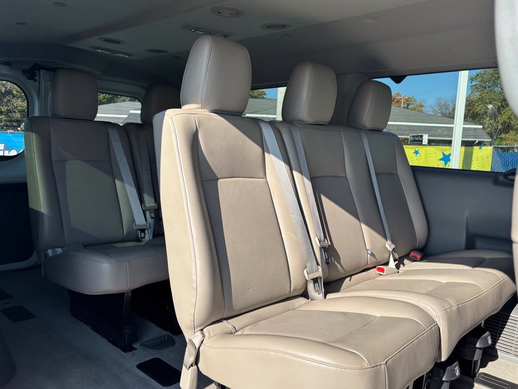 Used 2021 Nissan NV 3500 SL RWD image 18