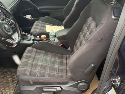 Used 2015 Volkswagen GTI SE image 6