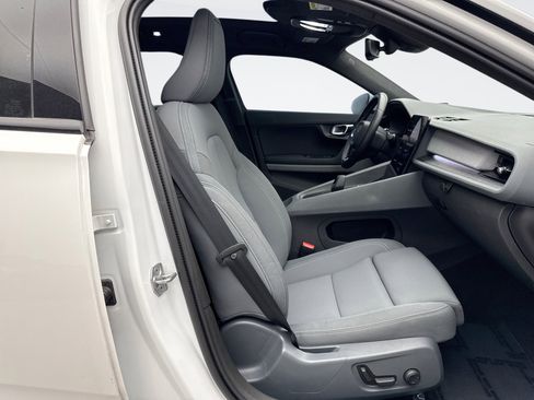 Used 2022 Polestar Polestar 2 w/ Plus Package AWD/4WD image 18