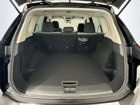 Used 2023 Nissan Rogue SV AWD/4WD image 29