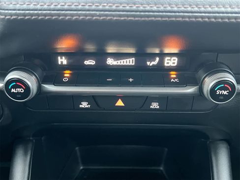 Used 2023 MAZDA MAZDA3 s image 27