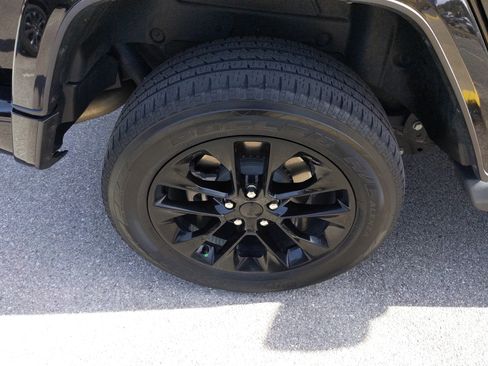 Used 2021 Jeep Wrangler Unlimited Sahara image 19